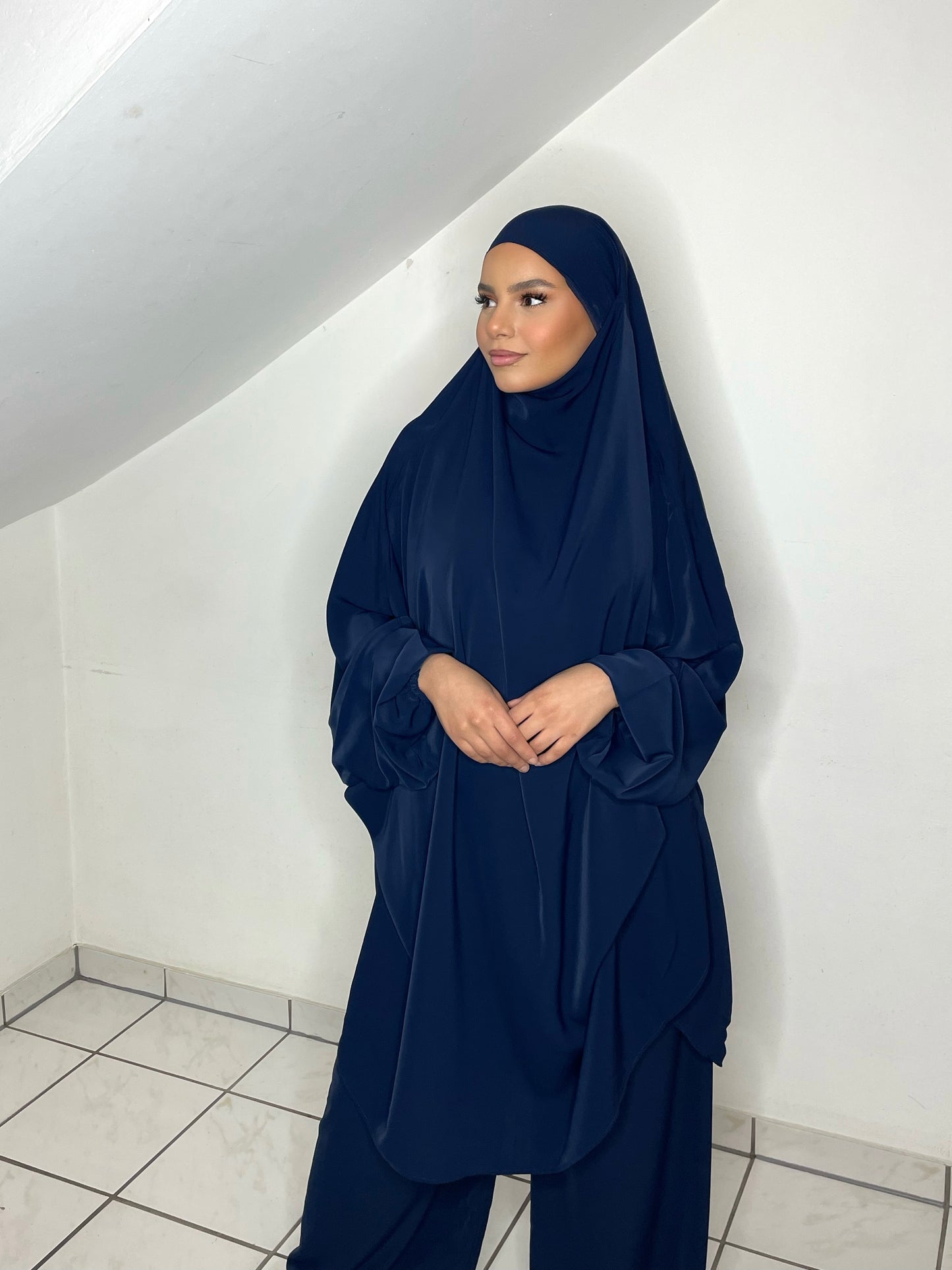 Jilbab mit Hose Medina Seide (4 Farben verfügbar)