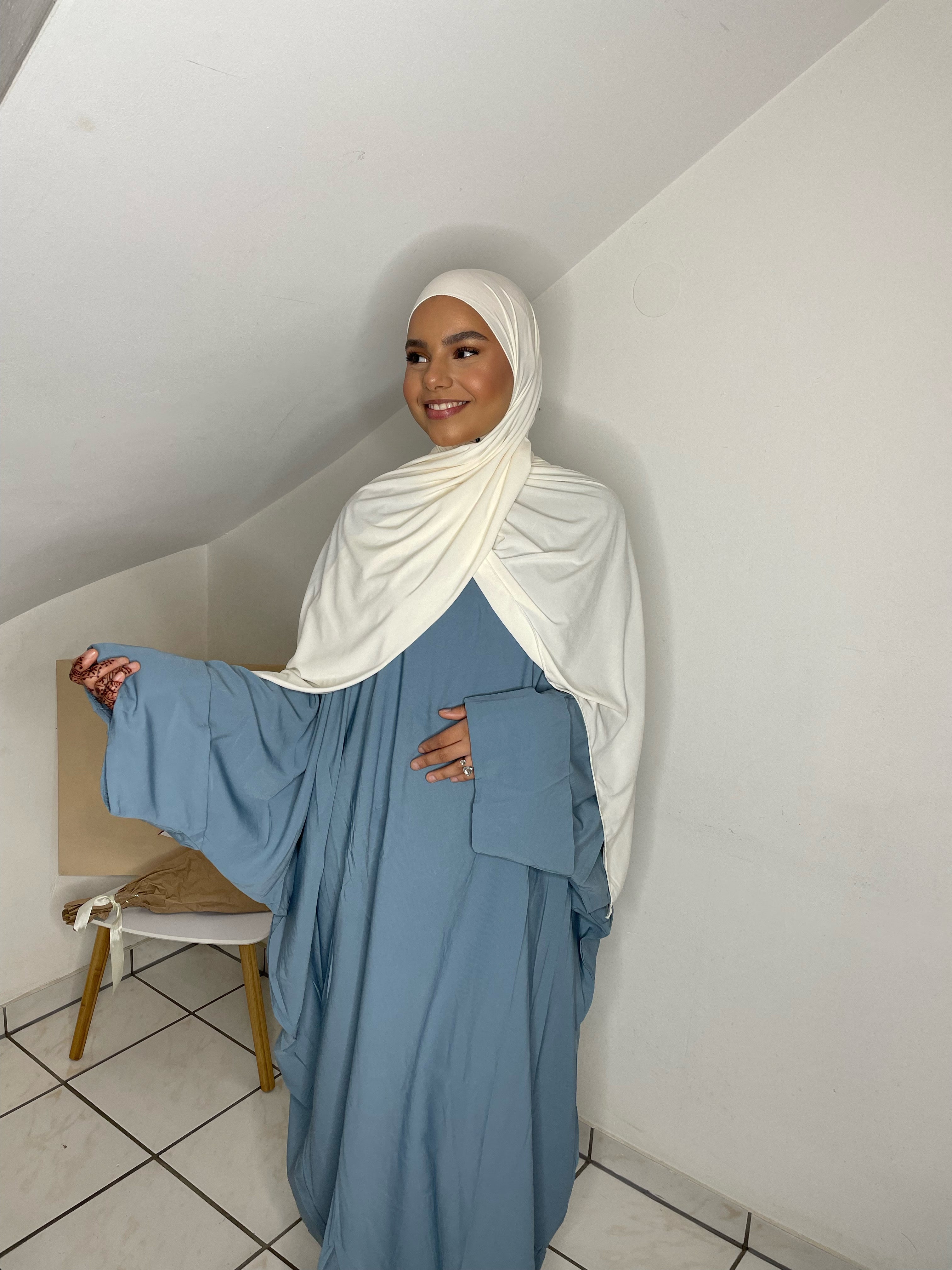 Abaya Farsha (2 Farben verfügbar)