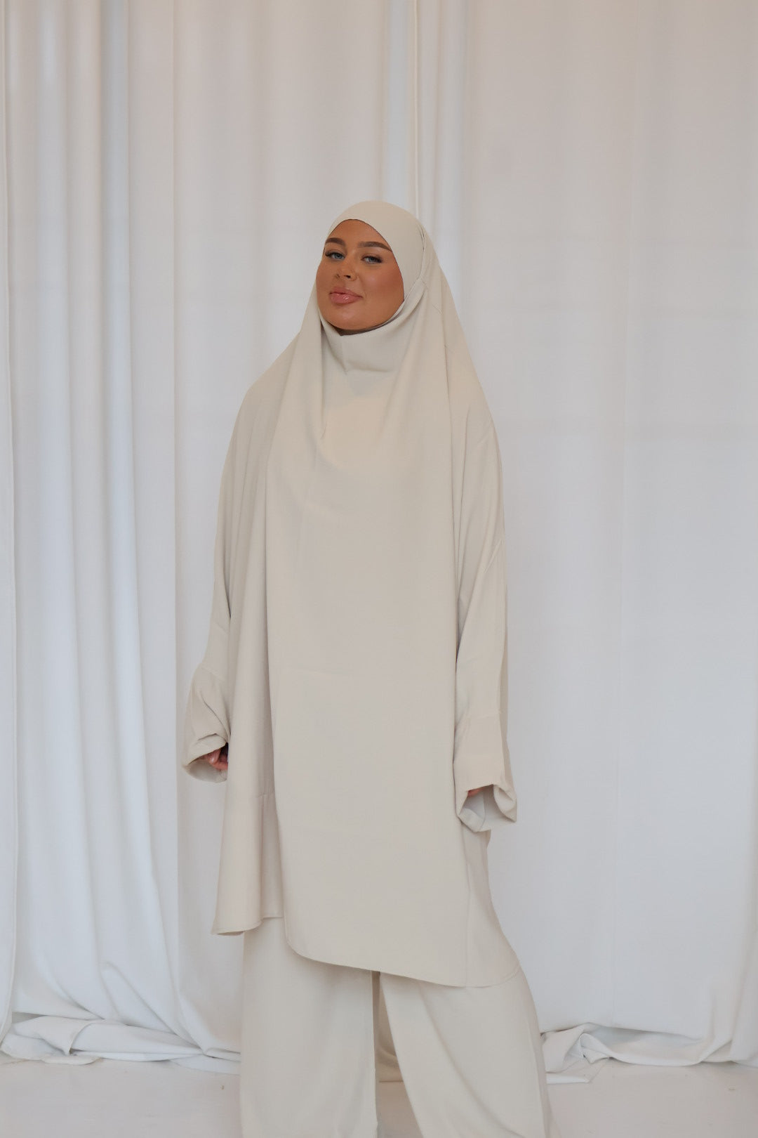 Jilbab mit Hose Medina Seide (4 Farben verfügbar)