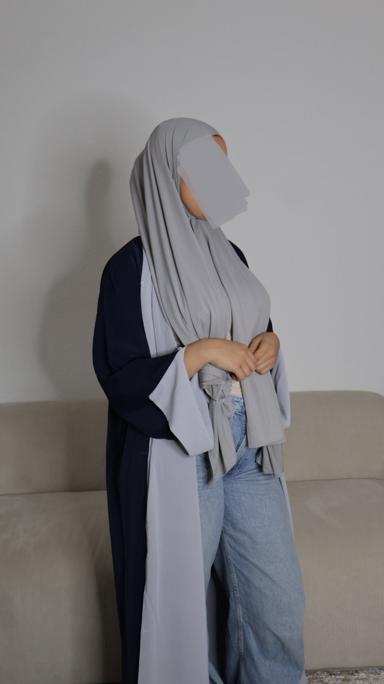 Reversible Emirati Abaya – Two Styles, One Elegance