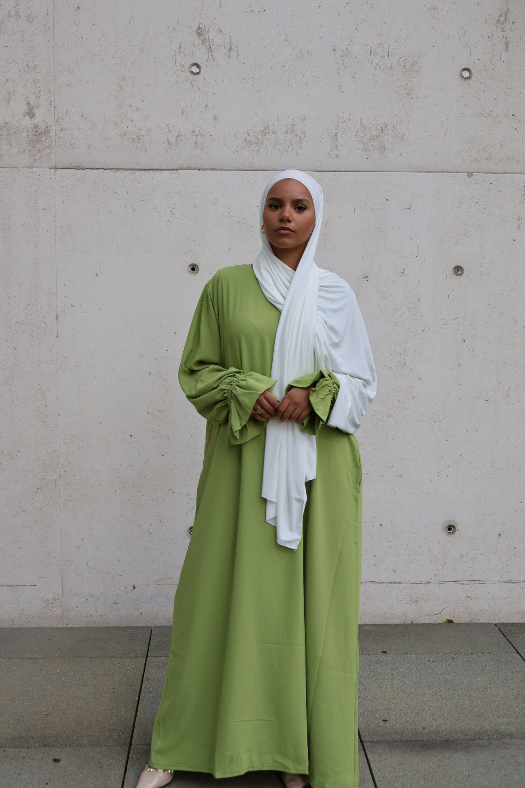 Abaya Sina (8 Farben verfügbar)