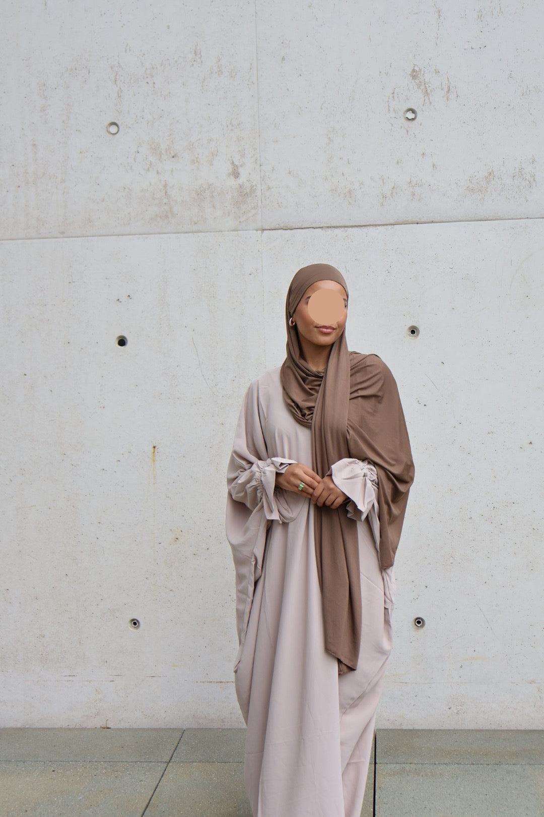 Abaya Sina Farsha (2 Farben verfügbar)