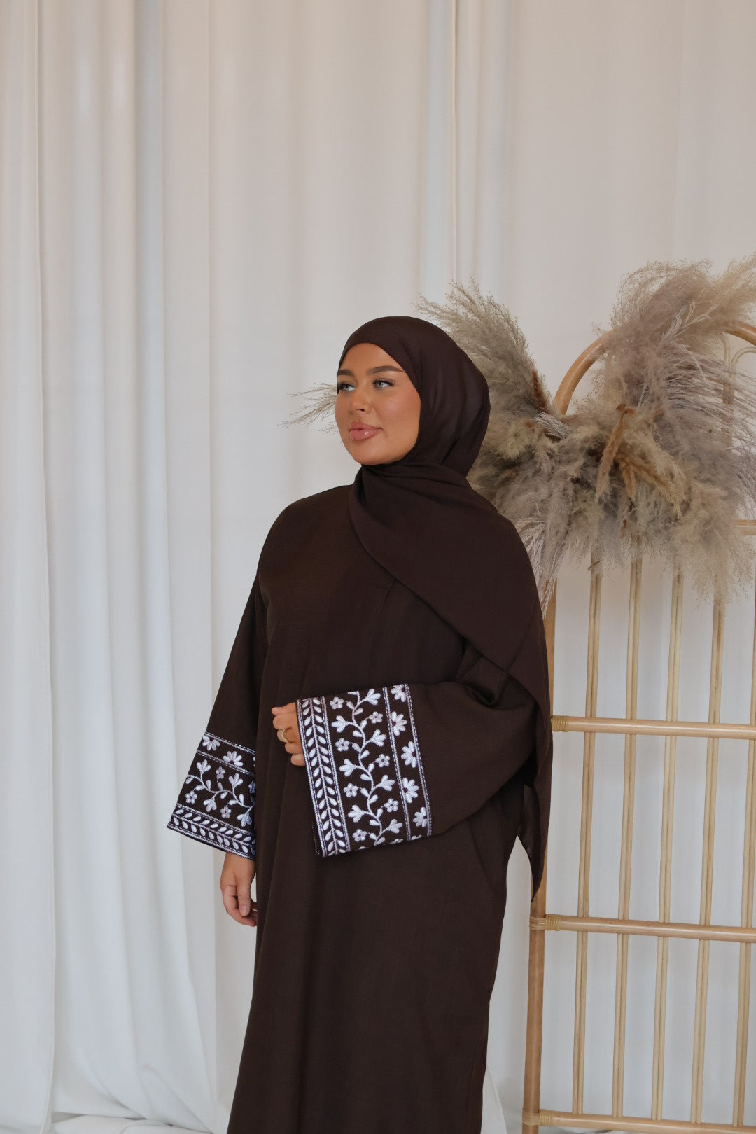 Abaya Flor - Flor: Where Beauty Blossoms